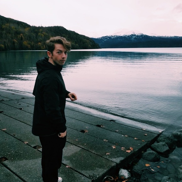 Meet your Posher, Peter - Picture 6 of 6